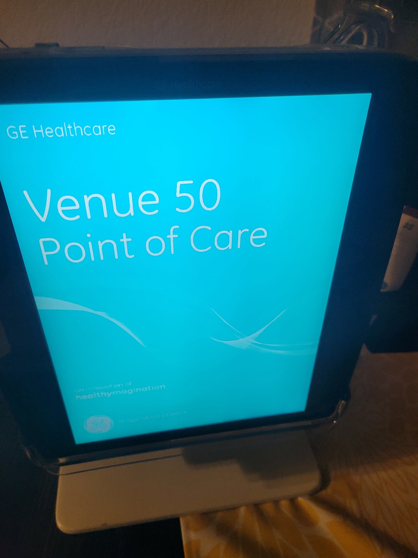 Ge venue 50 Ultrasound with portable dock and cardiac probe